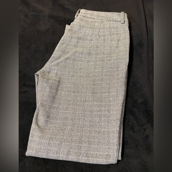 H&M GRAY PLAID PANTS/SLACKS - Picture 4 of 4
